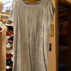 Linen dress with leaf design